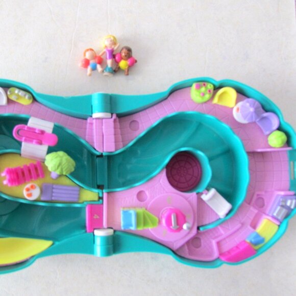 VINTAGE POLLY POCKET SPLASH & SLIDE w 3 ORIGINAL PEOPLE, WATER PARK, USES WATER! - Picture 7 of 10